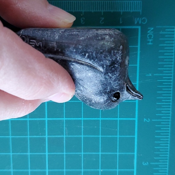 Wolf Original Soapstone Carving Bird - Picture 10 of 10